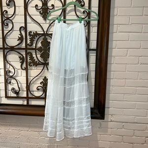 Abercrombie white lace maxi skirt